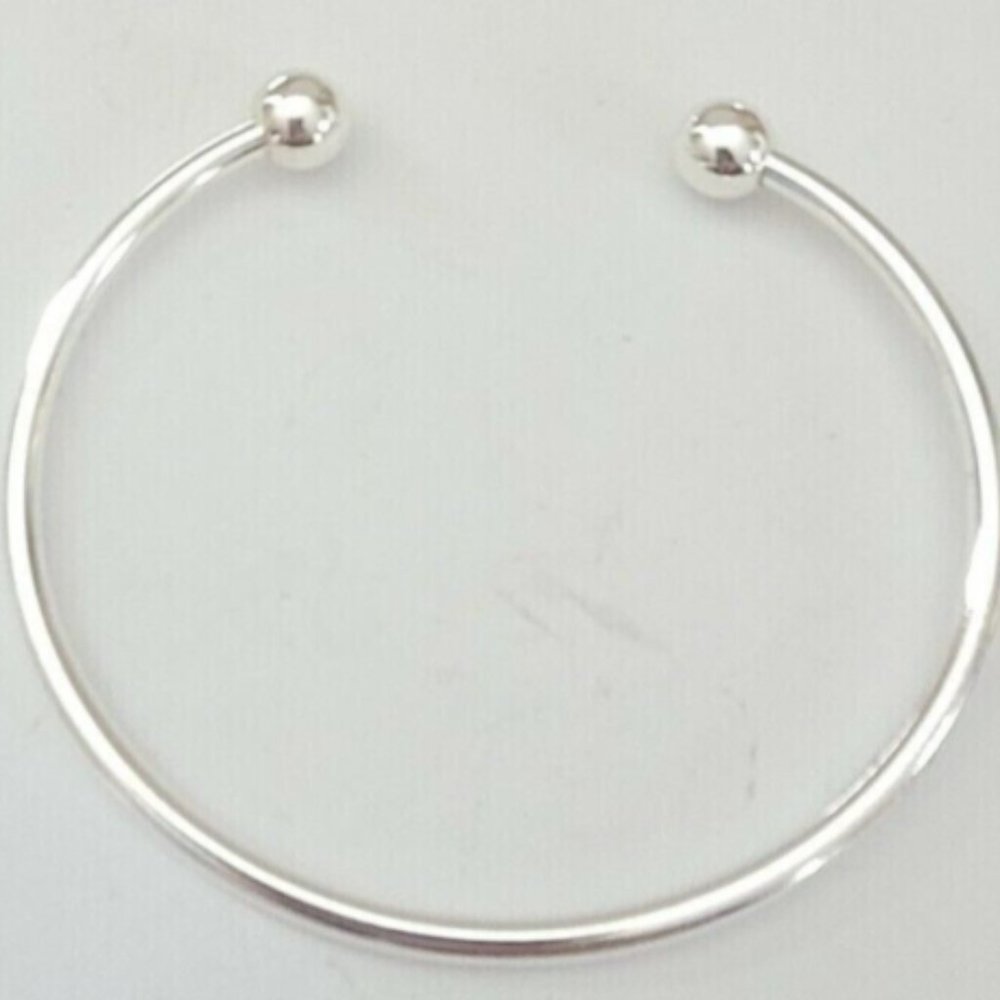 New Premier Designs Patriot Charm Holder Bracelet